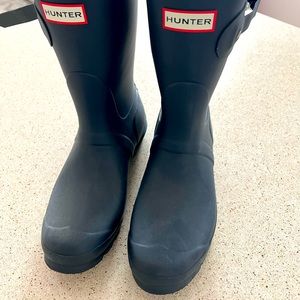 NEW Hunter boots Size 10 NEVER WORN.